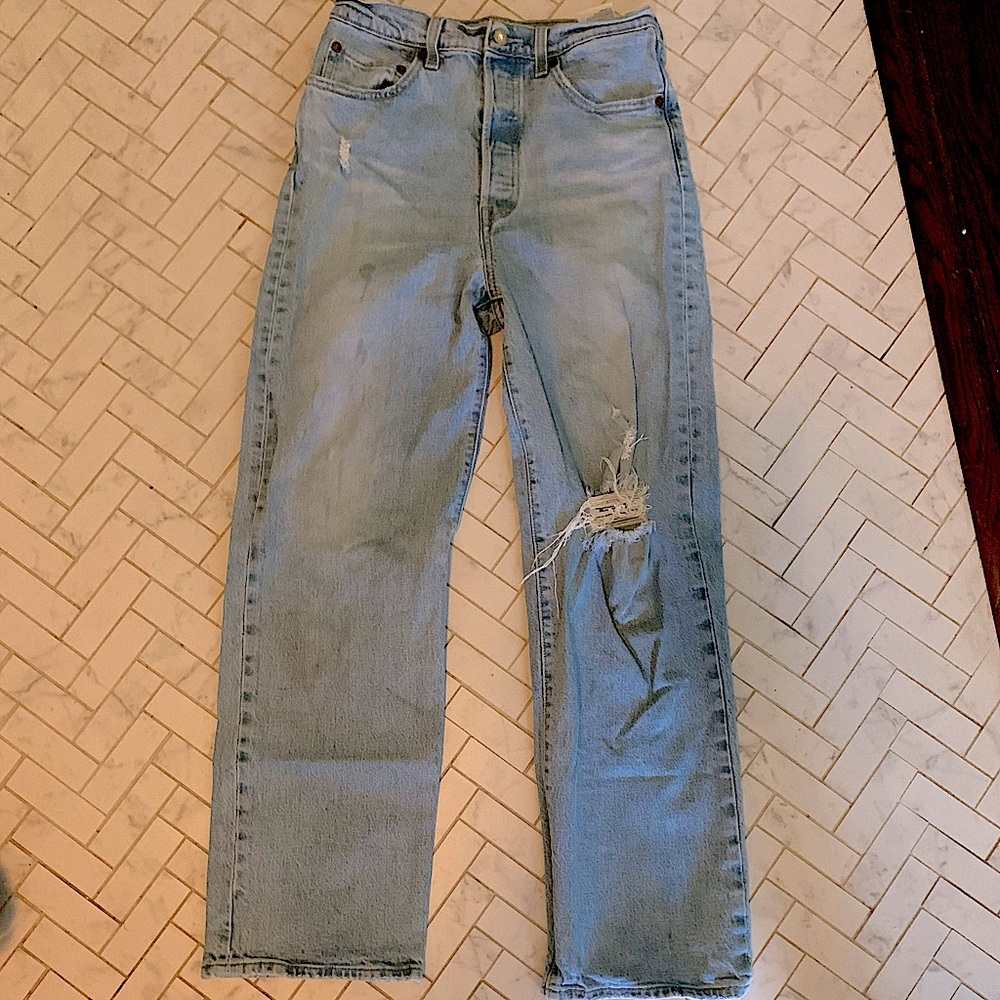 LEVI HIGH WAISTED RIBCAGE STRAIGHT DENIM JEANS SIZE 28